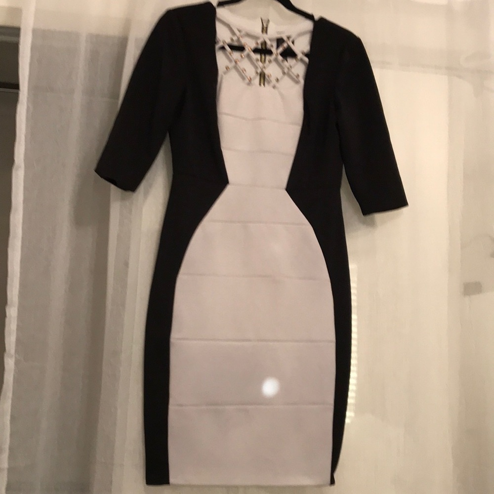 3 for $15 ☀️Jax light grey and black dress